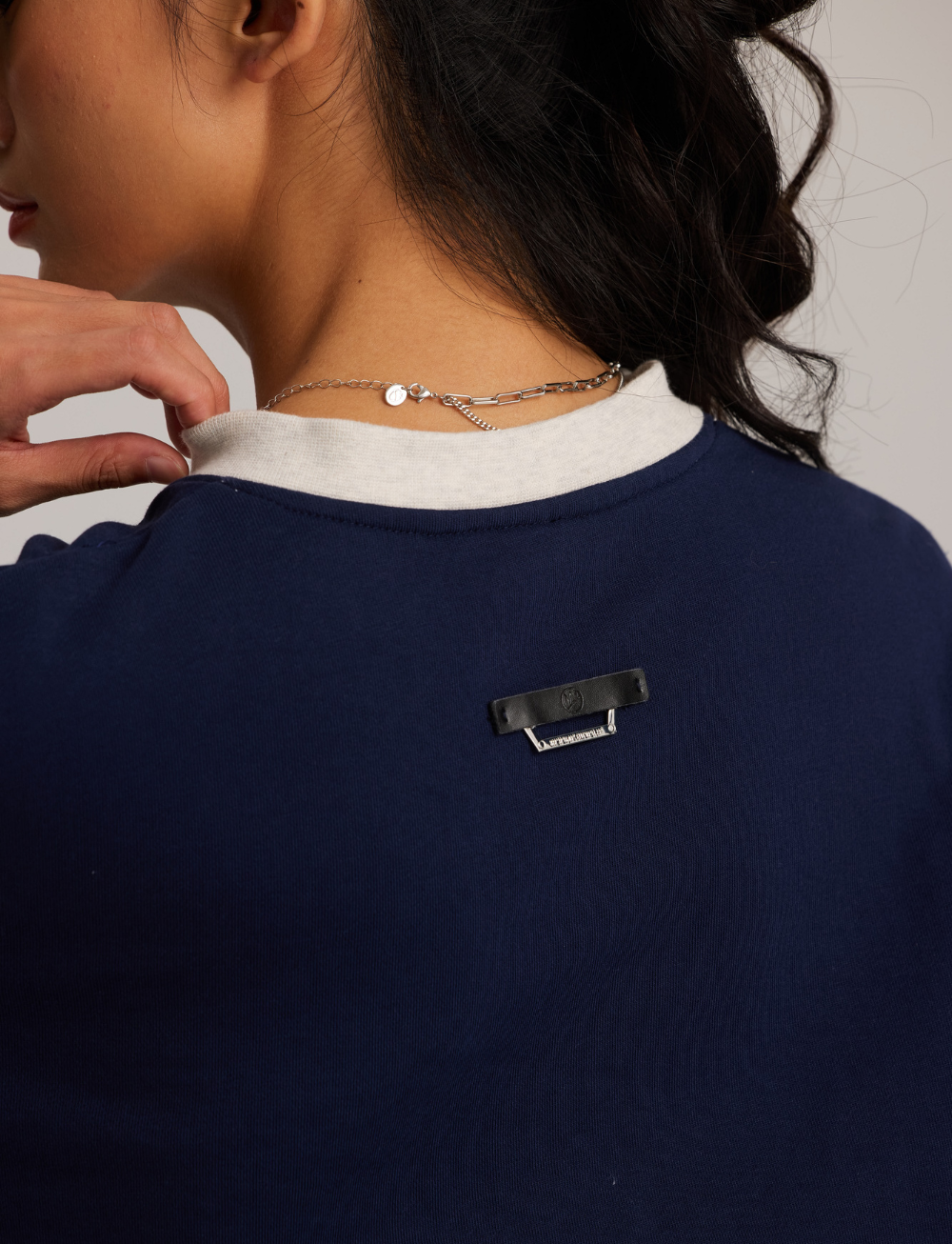 Navy Blue Embroidery Sweatshirt